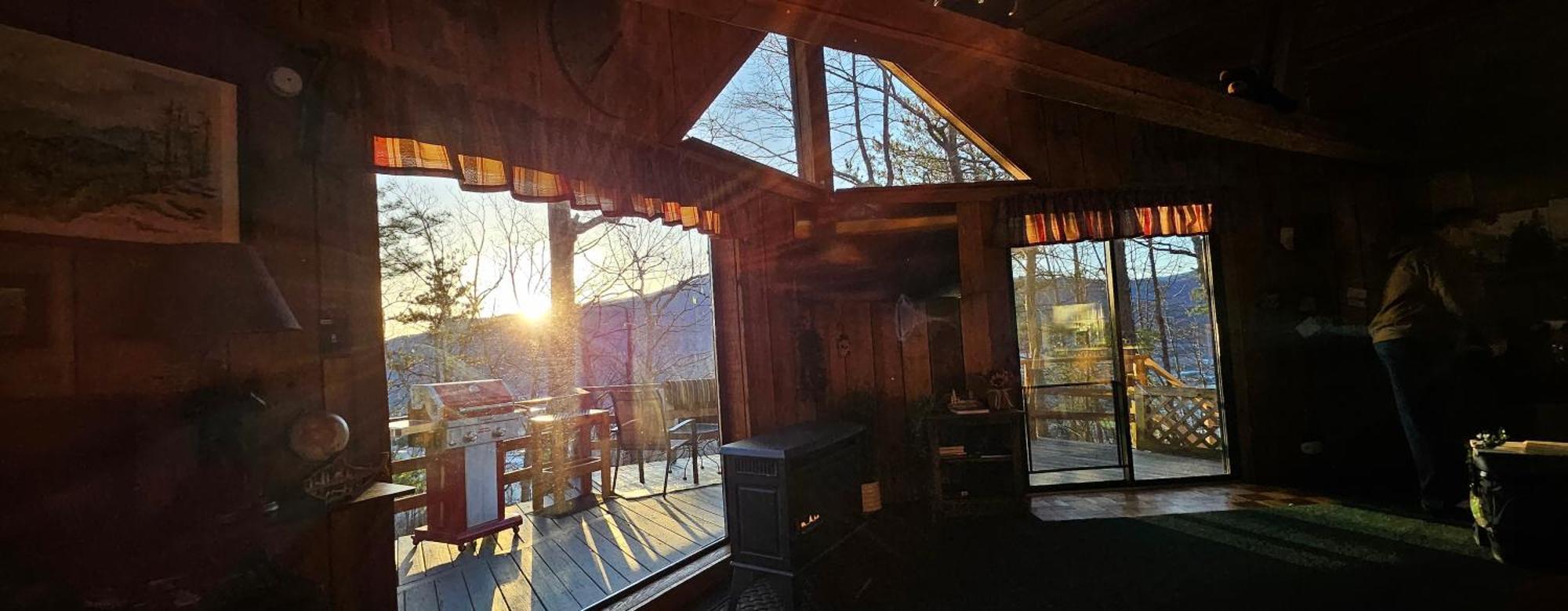 10 Miles Away From The Heart Of It All! Pigeon Forge Exterior foto
